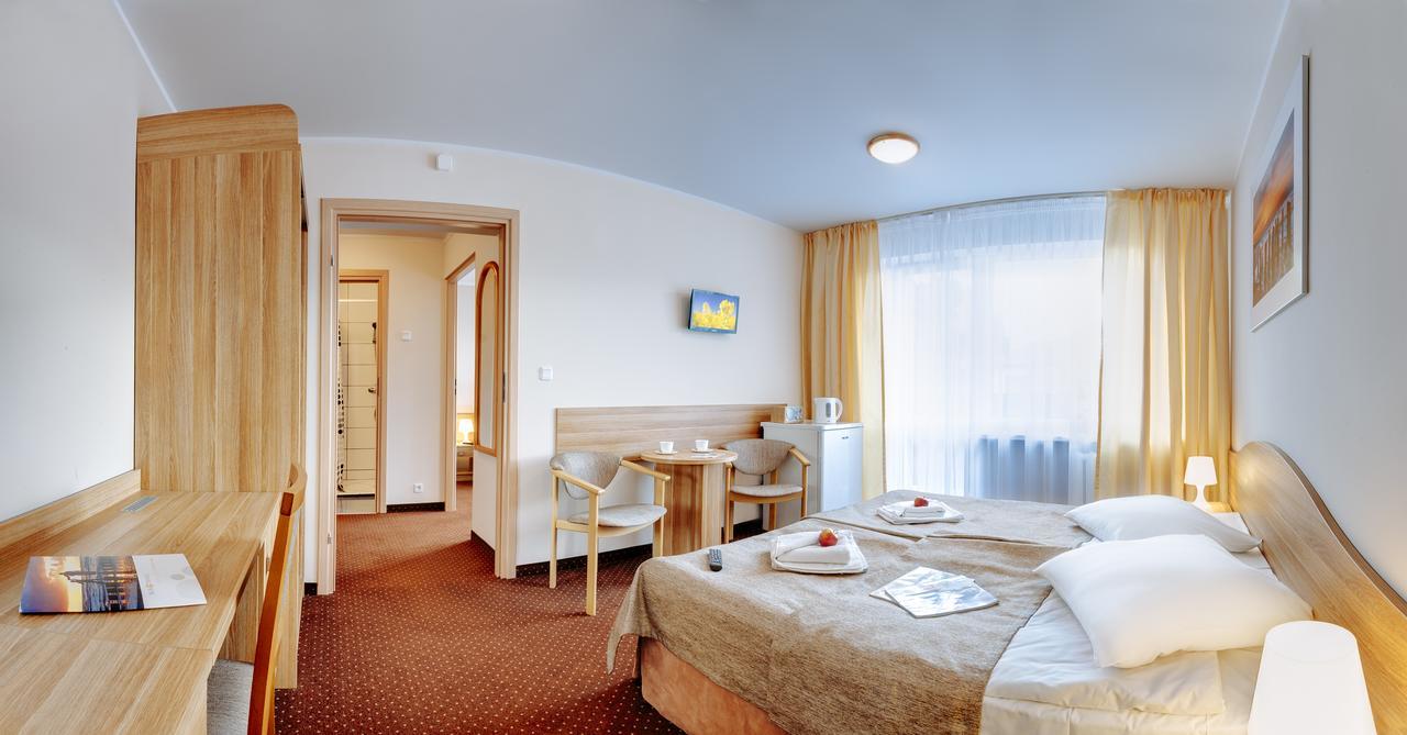Osrodek Wypoczynkowy Varsowia Hotel Międzywodzie Exterior foto
