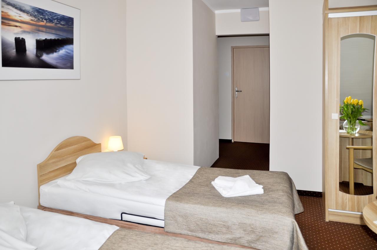 Osrodek Wypoczynkowy Varsowia Hotel Międzywodzie Exterior foto