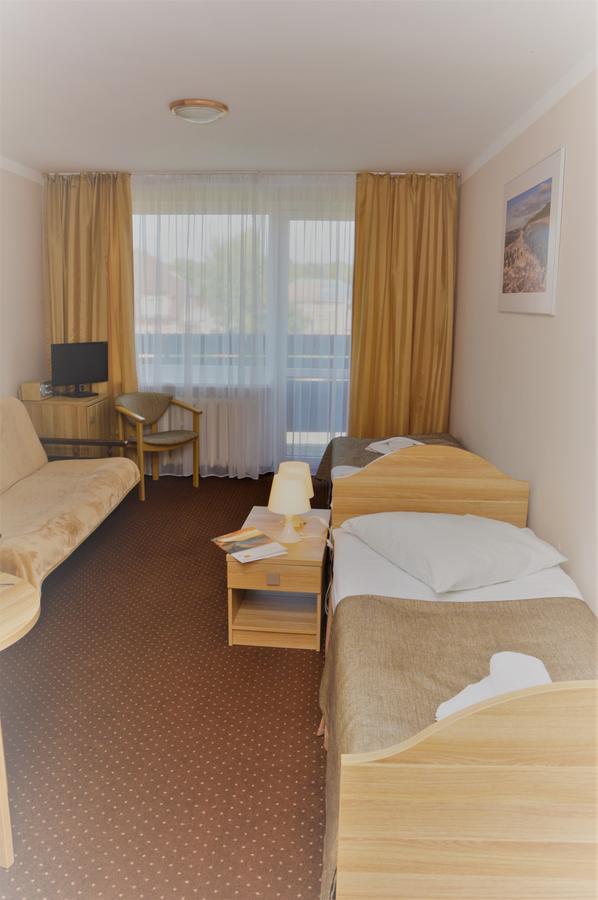 Osrodek Wypoczynkowy Varsowia Hotel Międzywodzie Exterior foto